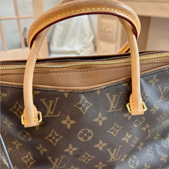 Louis Vuitton Brown and Tan Monogram Shoulder Bag - Picture 3 of 10